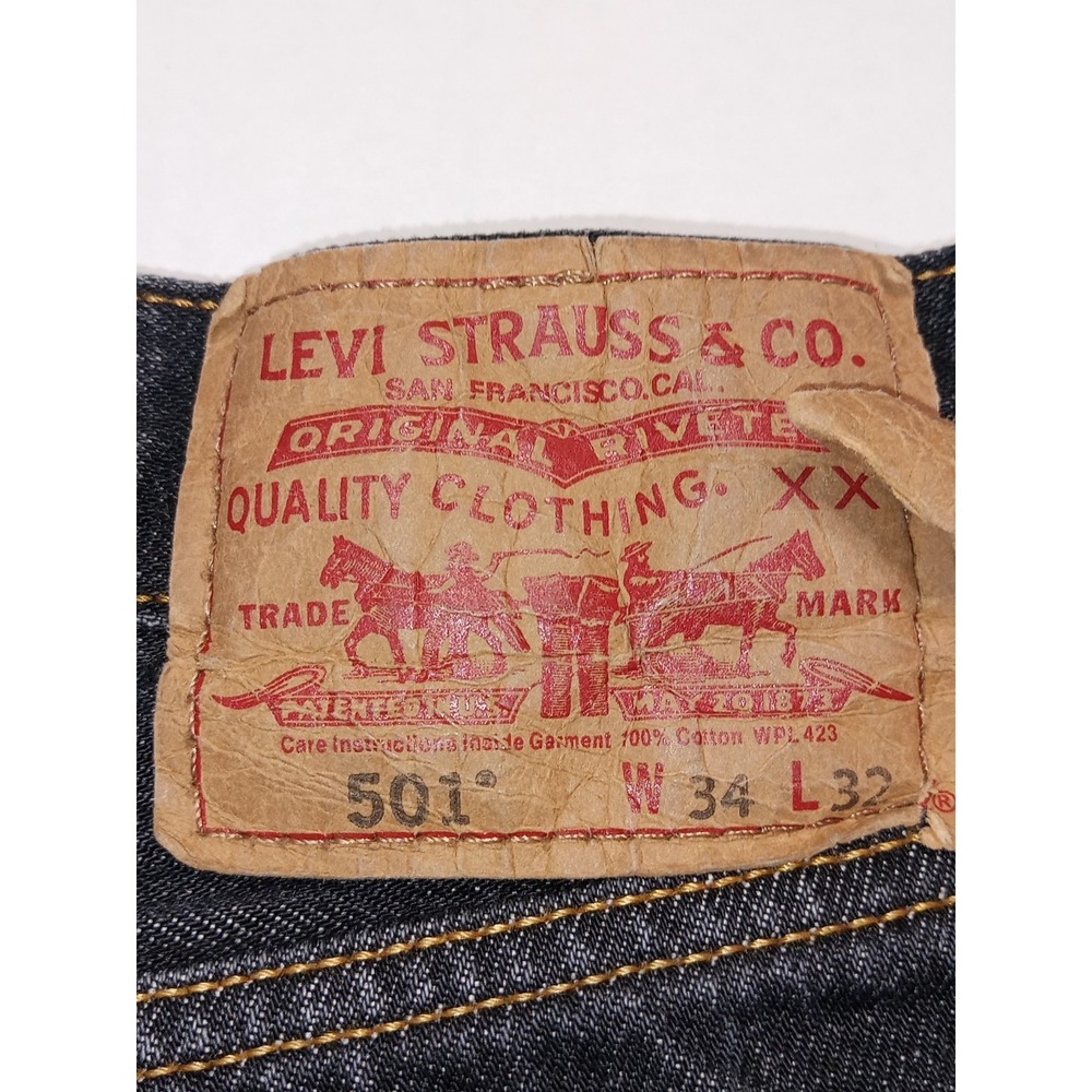 Levi'sโ 501 Jeans Mens 34x32 Black Button Fly Straight Distressed Denim - Picture 6 of 14